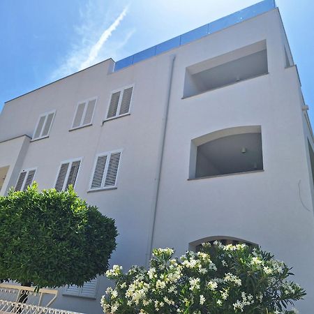 Apartments Katarina Zaboric Bagian luar foto